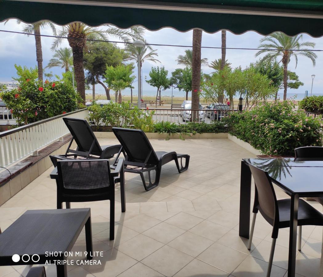 Vilanova-Beach Vilanova i la Geltrú Εξωτερικό φωτογραφία