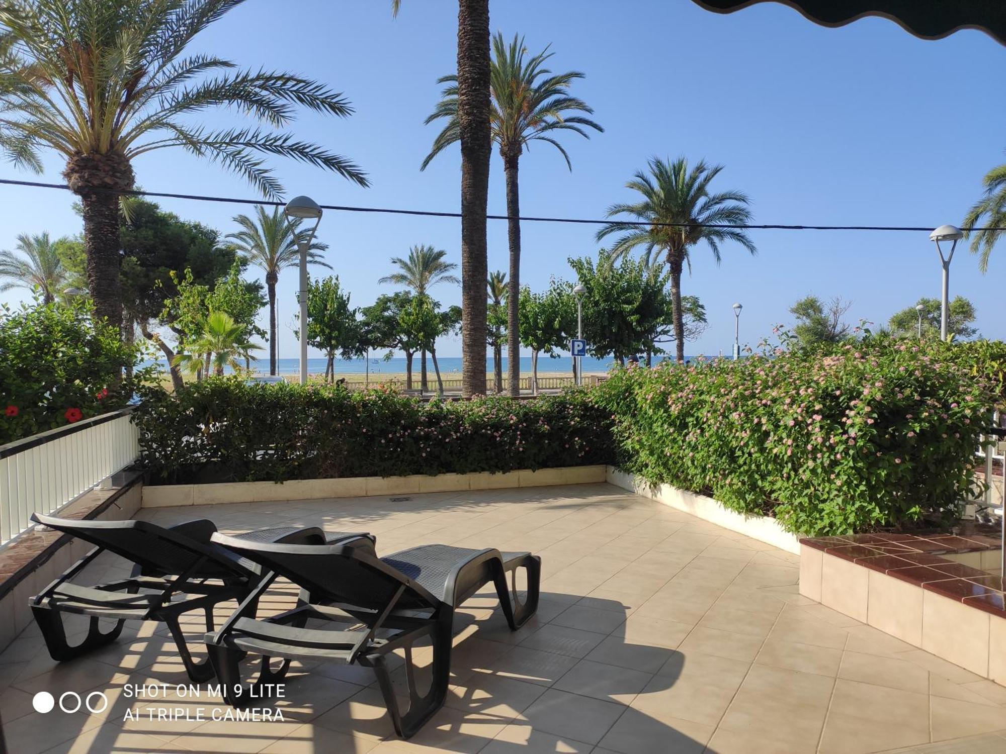 Vilanova-Beach Vilanova i la Geltrú Εξωτερικό φωτογραφία